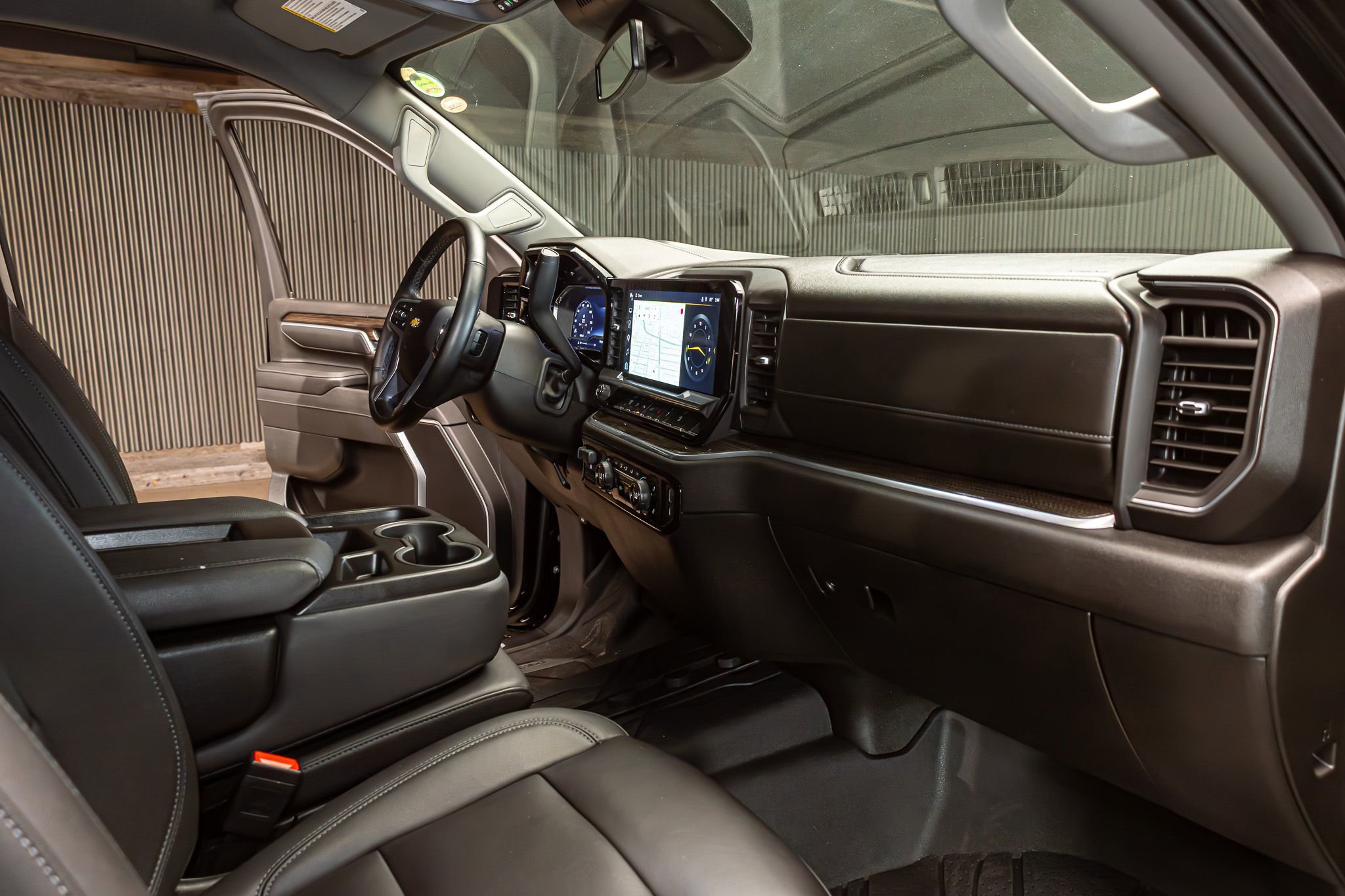 Used 2025 Chevrolet Silverado 2500 LT AWD/4WD image 20
