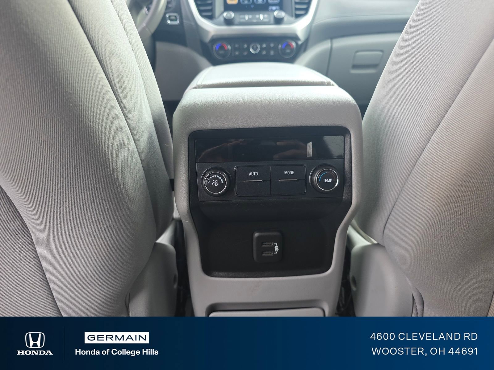 Used 2019 GMC Acadia SLE w/ Driver Alert Package I image 23