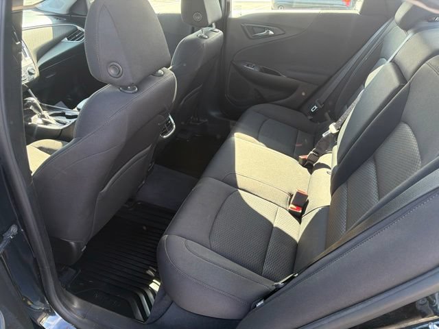 Used 2018 Chevrolet Malibu LT FWD image 30
