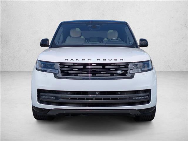 Used 2023 Land Rover Range Rover SE AWD/4WD image 2