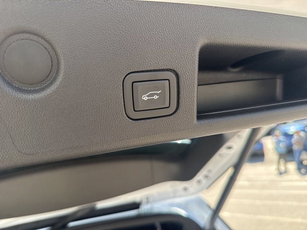 Certified 2024 Chevrolet Equinox Premier AWD/4WD image 30