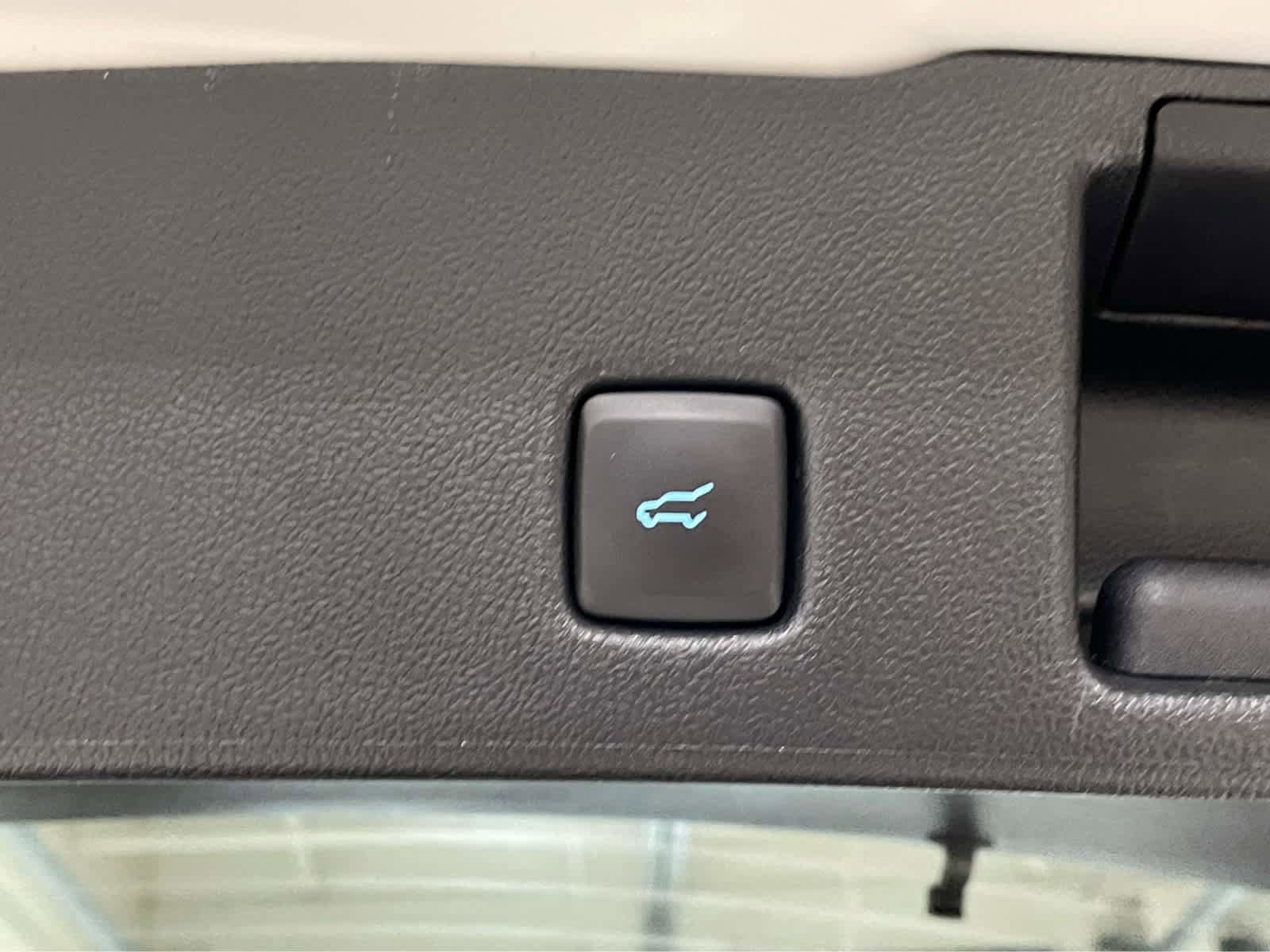 Used 2023 Ford Escape Active AWD/4WD image 39
