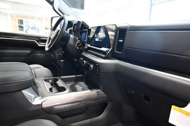 New 2026 Chevrolet Silverado 3500 LTZ w/ LTZ Plus Package AWD/4WD image 15