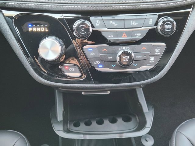 New 2026 Chrysler Pacifica Select FWD image 14