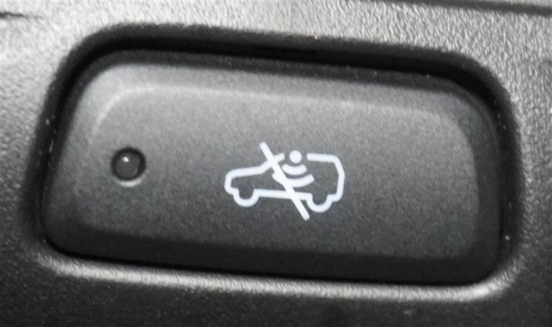 Used 2021 Cadillac Escalade Premium Luxury w/ Driver Assist Tech Package image 41