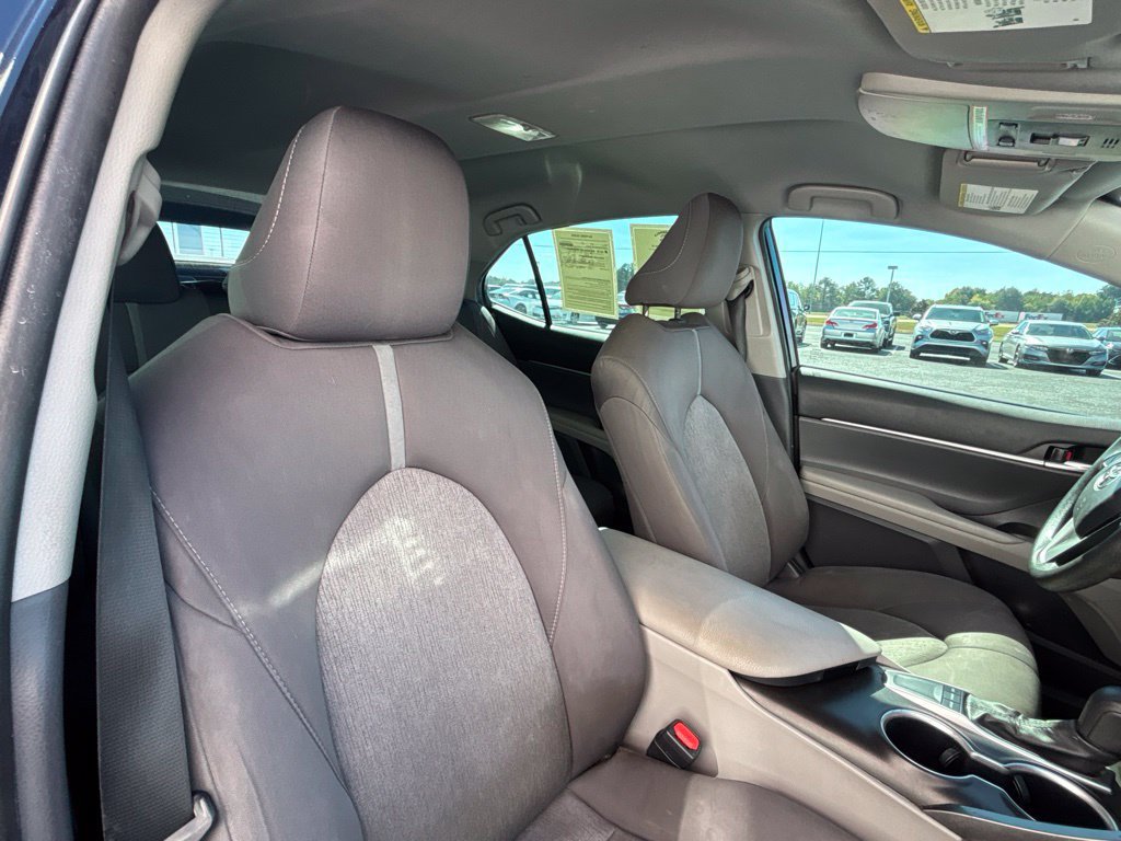 Used 2023 Toyota Camry LE FWD image 17