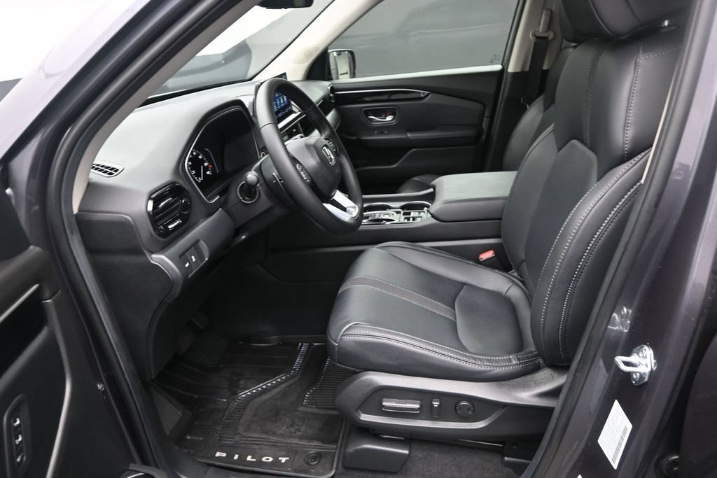 Certified 2025 Honda Pilot EX-L image 15