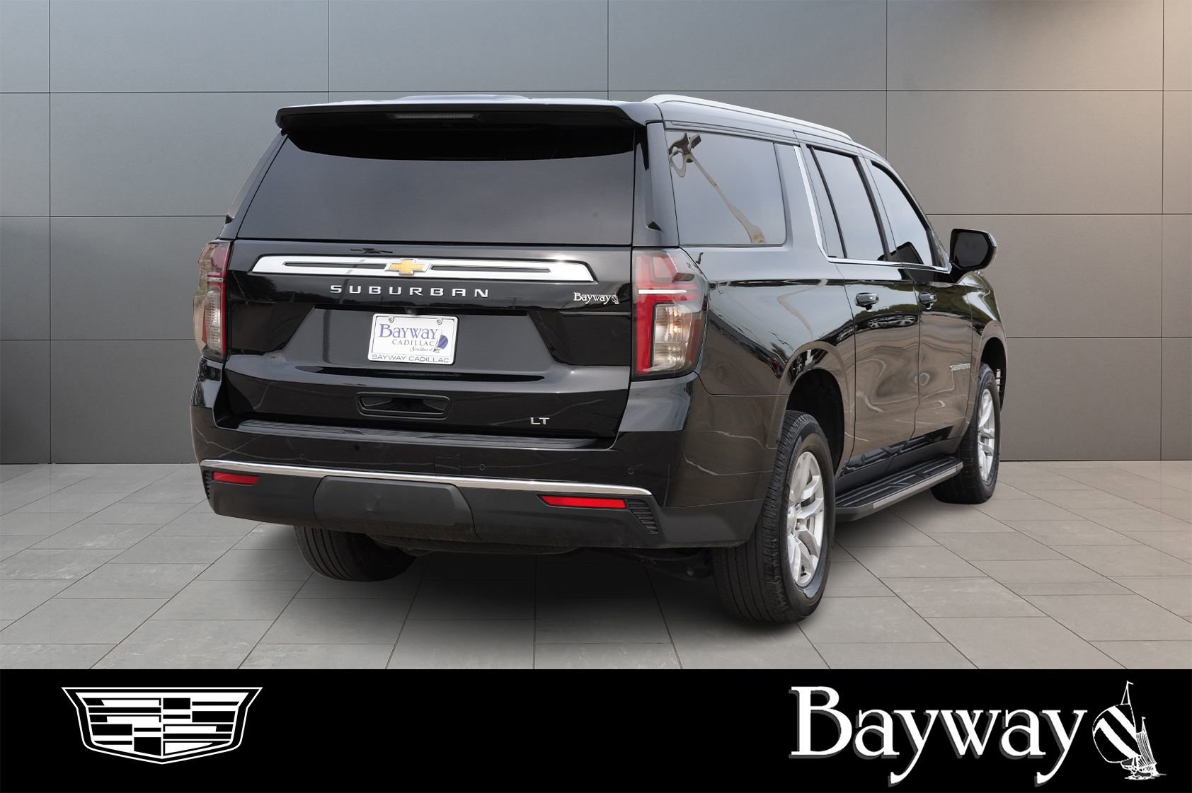 Used 2023 Chevrolet Suburban LT AWD/4WD image 5