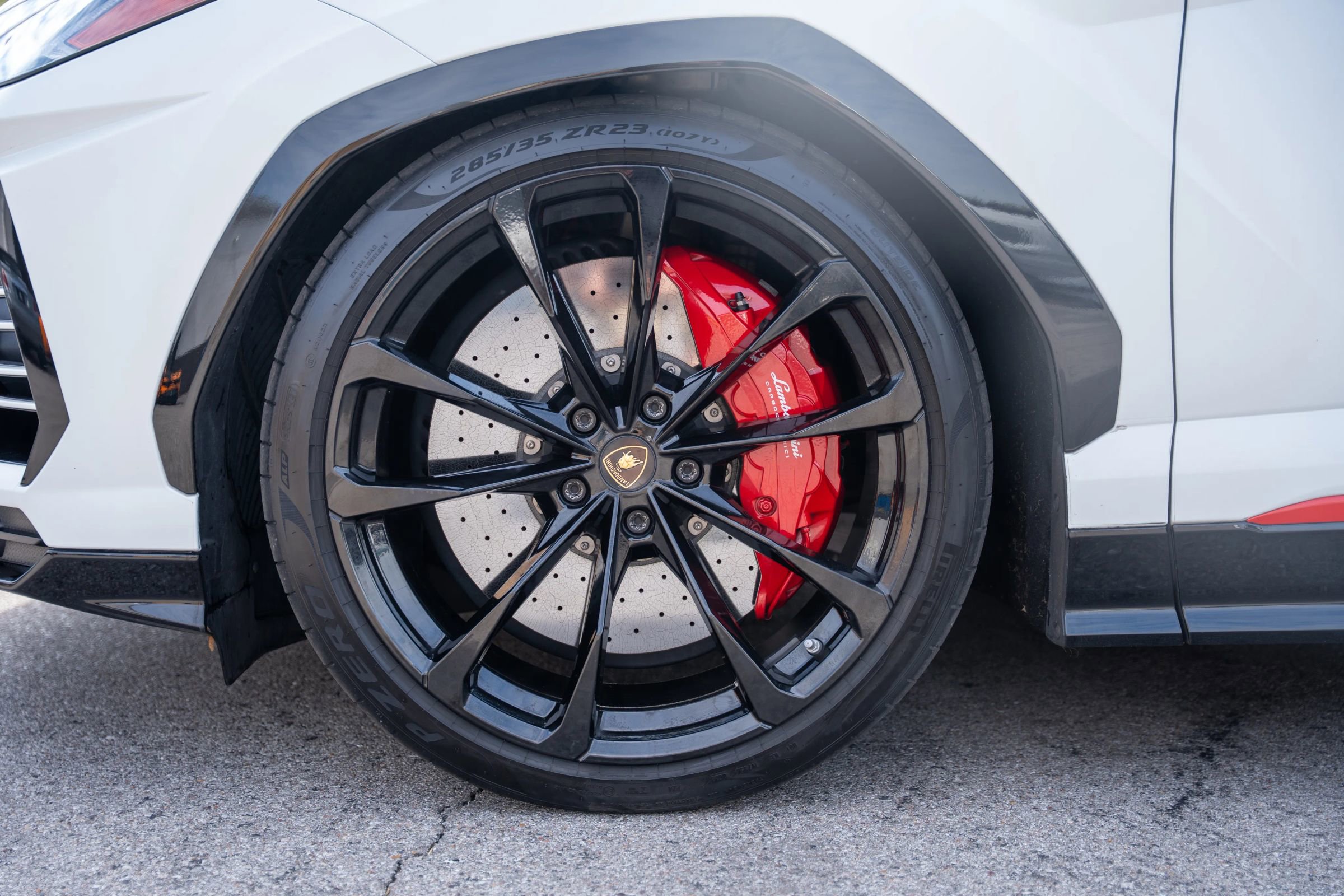 Used 2021 Lamborghini Urus image 23