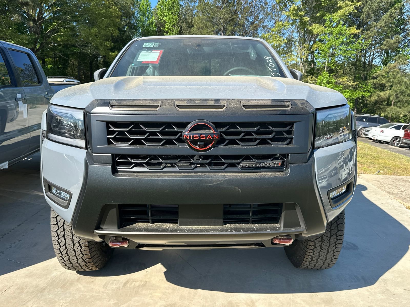 New 2026 Nissan Frontier PRO-4X w/ Pro Premium Package AWD/4WD image 2