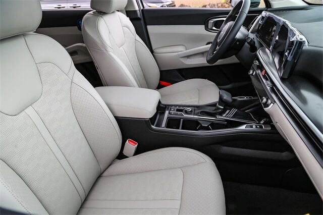 New 2025 Kia Sorento S w/ Panoramic Sunroof Package image 11