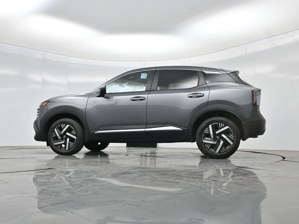 Used 2025 Nissan Kicks SV FWD image 50