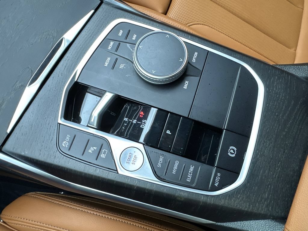 Used 2023 BMW 330e xDrive w/ Premium Package AWD/4WD image 67