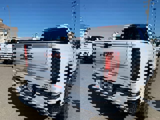 New 2026 GMC Sierra 1500 AT4 w/ AT4 Premium Package image 7