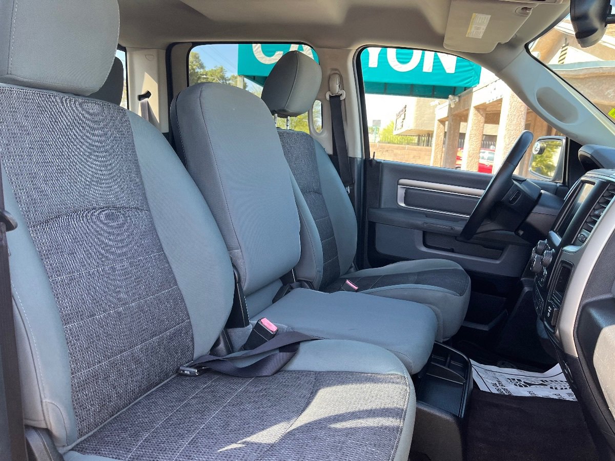 Used 2015 RAM 1500 Big Horn RWD image 35