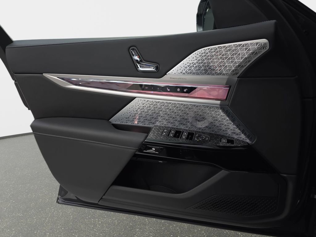 New 2026 BMW 760i xDrive w/ Executive Package image 26