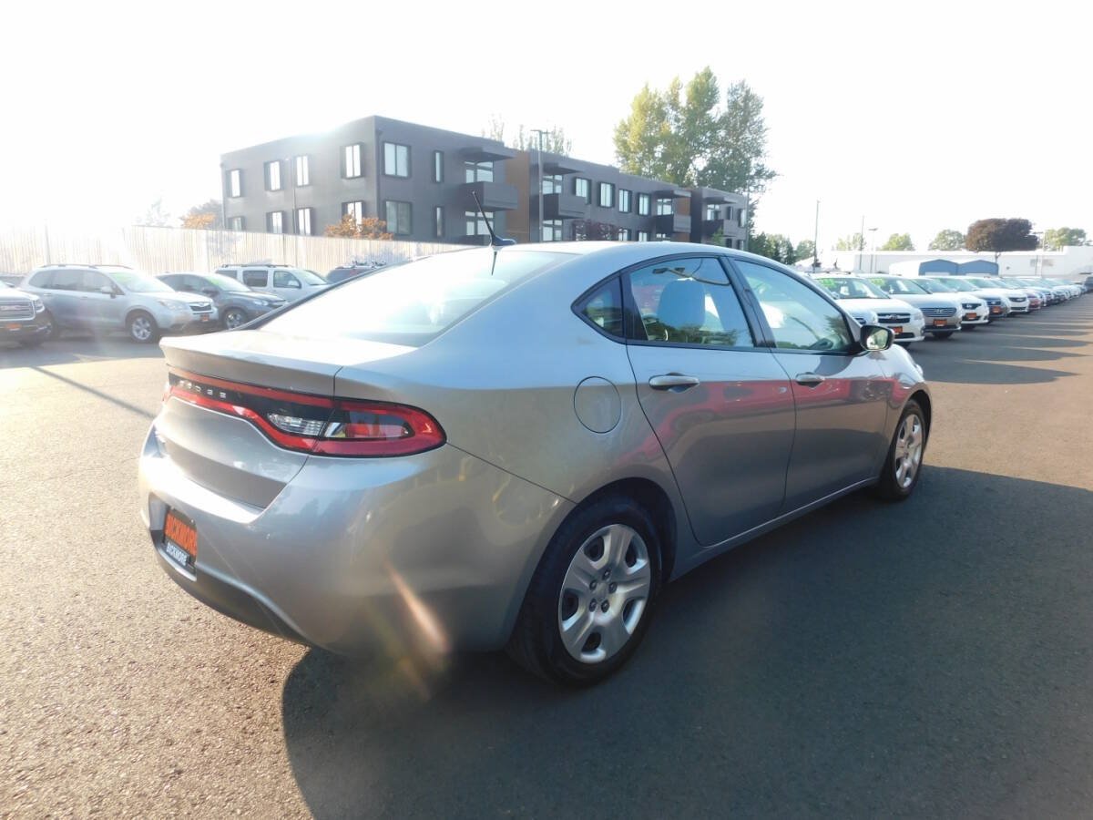 Used 2016 Dodge Dart SE w/ Convenience Group FWD image 2