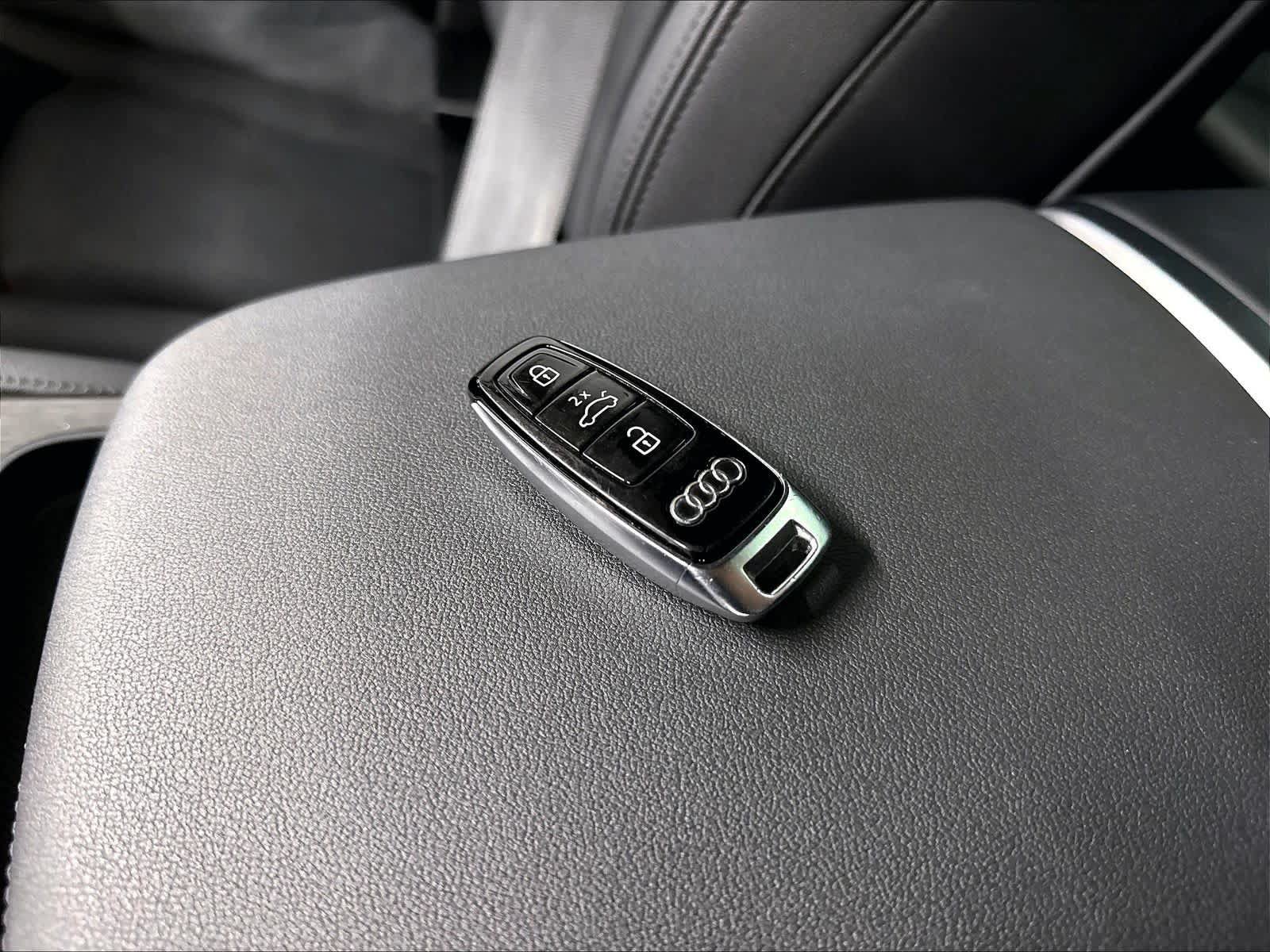 Used 2021 Audi Q7 3.0T Premium Plus w/ Executive Package AWD/4WD image 12