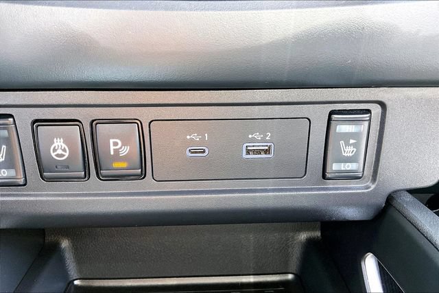 Certified 2022 Nissan Frontier SV RWD image 16