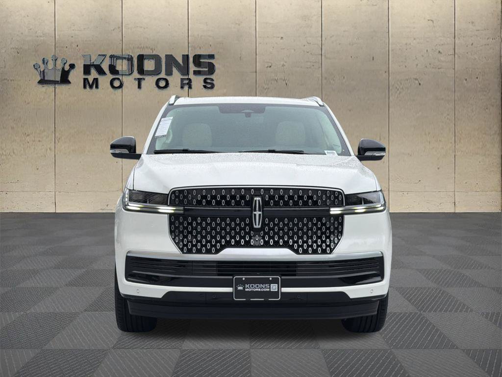 New 2027 Lincoln Navigator L Reserve AWD/4WD image 3