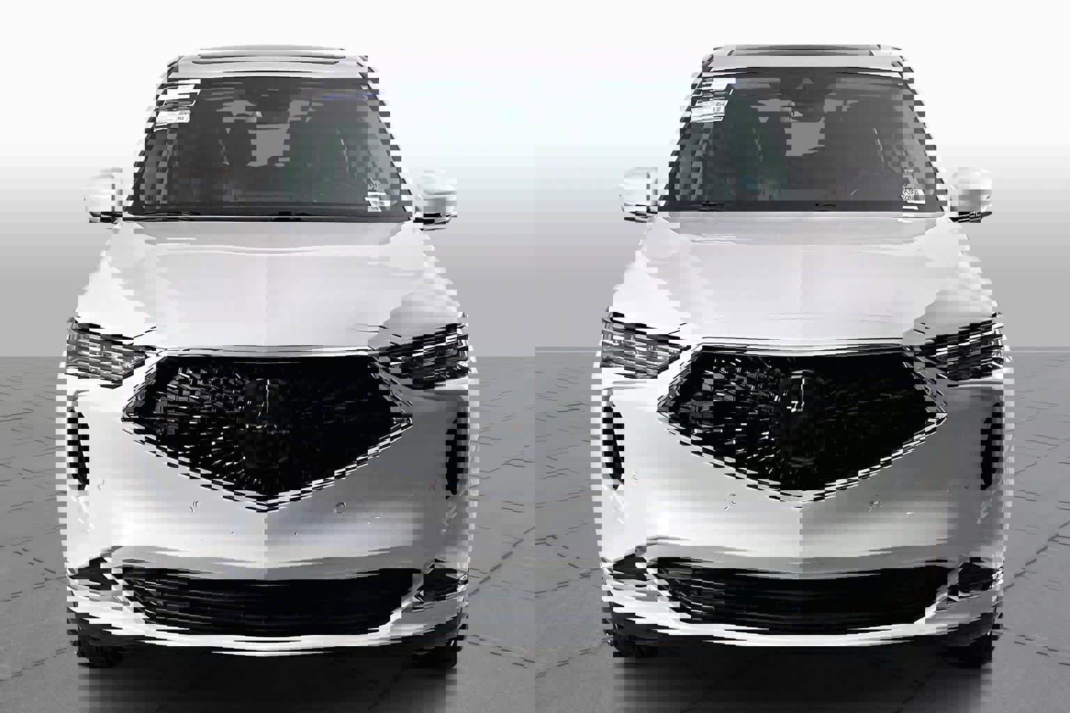 Used 2023 Acura MDX SH-AWD w/ Technology Package image 3