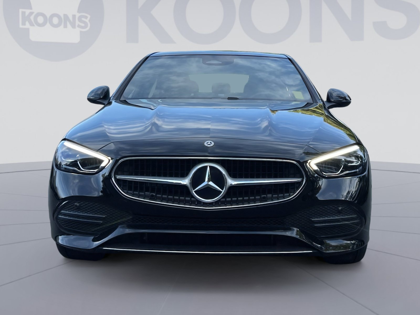 Certified 2025 Mercedes-Benz C 300 4MATIC Sedan image 4