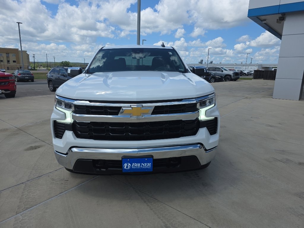 Certified 2024 Chevrolet Silverado 1500 LT image 2