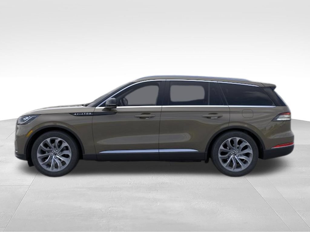 New 2026 Lincoln Aviator AWD image 3