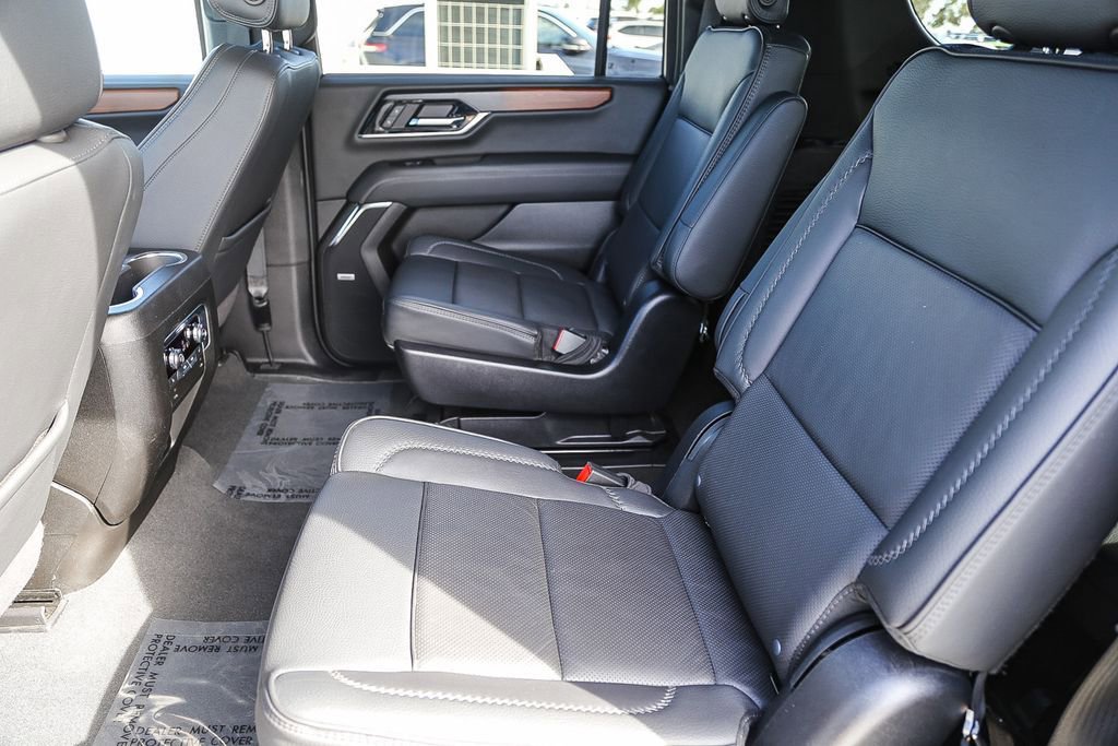 Used 2025 GMC Yukon XL Denali image 19