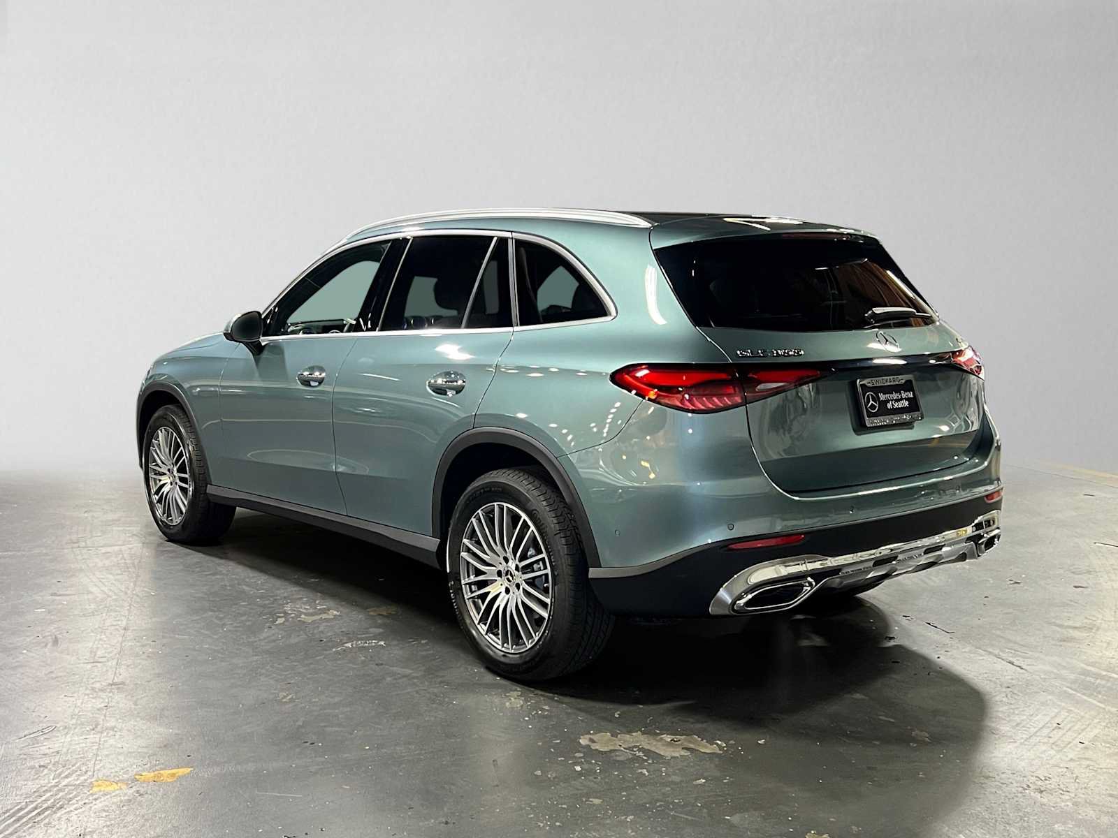 New 2027 Mercedes-Benz GLC 300 4MATIC image 5