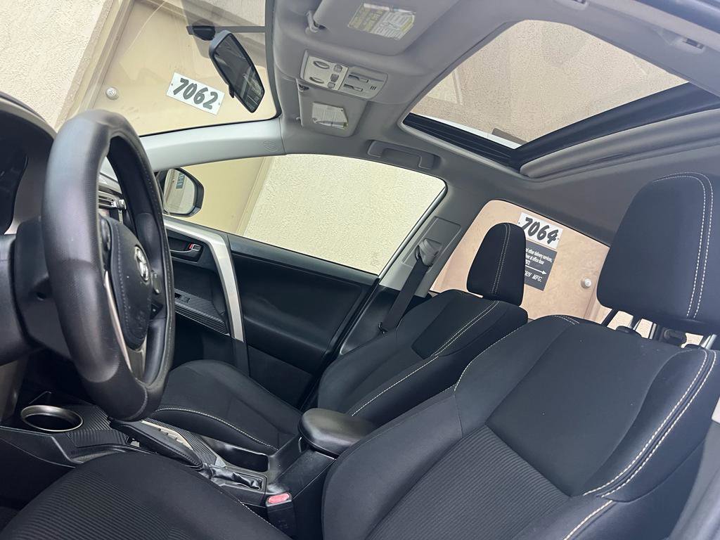 Used 2013 Toyota RAV4 XLE FWD image 24