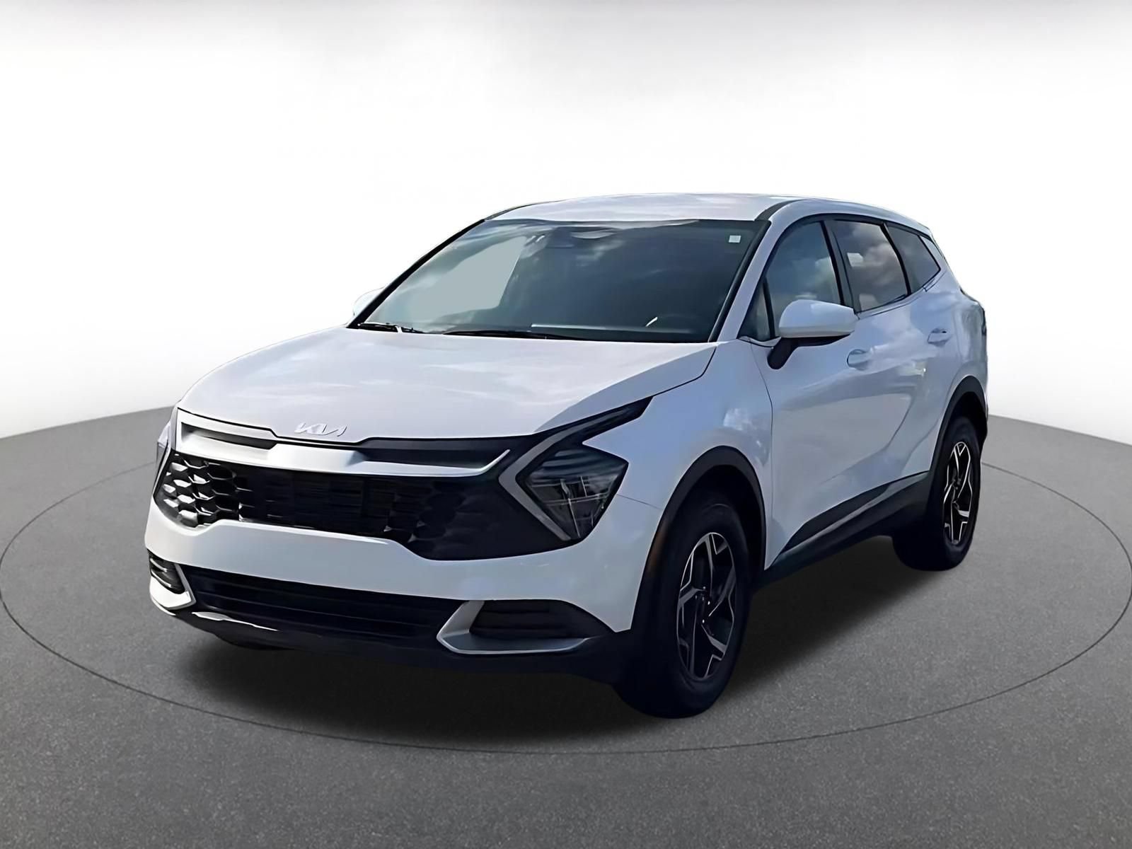 Used 2025 Kia Sportage LX AWD/4WD image 7