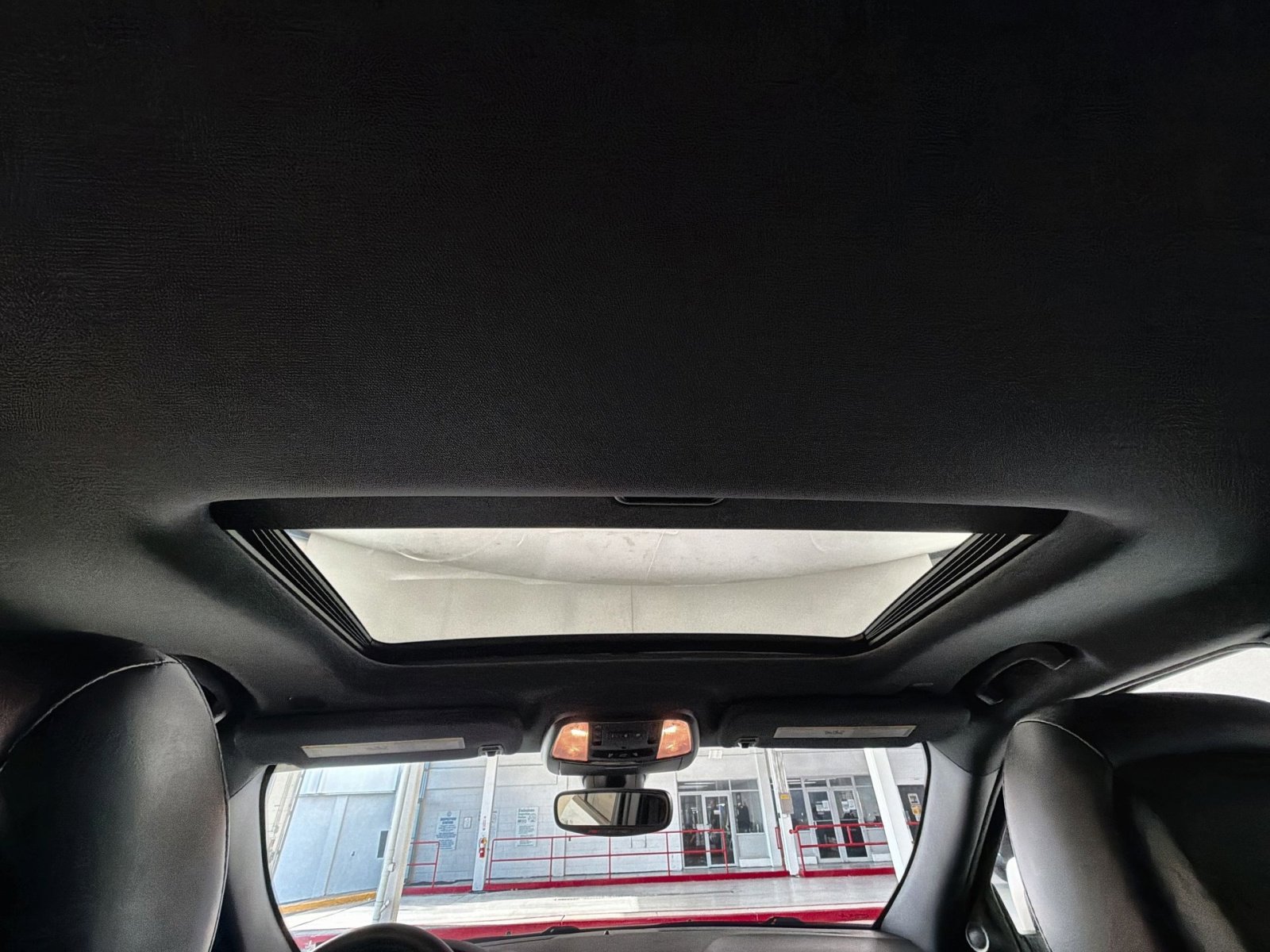 Used 2018 Jeep Grand Cherokee Altitude image 24