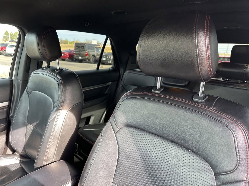 Used 2017 Ford Explorer Sport image 16