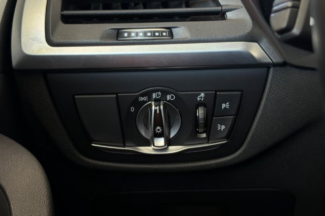 Used 2024 BMW X3 sDrive30i RWD image 33