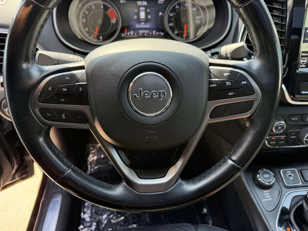 Used 2019 Jeep Cherokee Limited AWD/4WD image 21