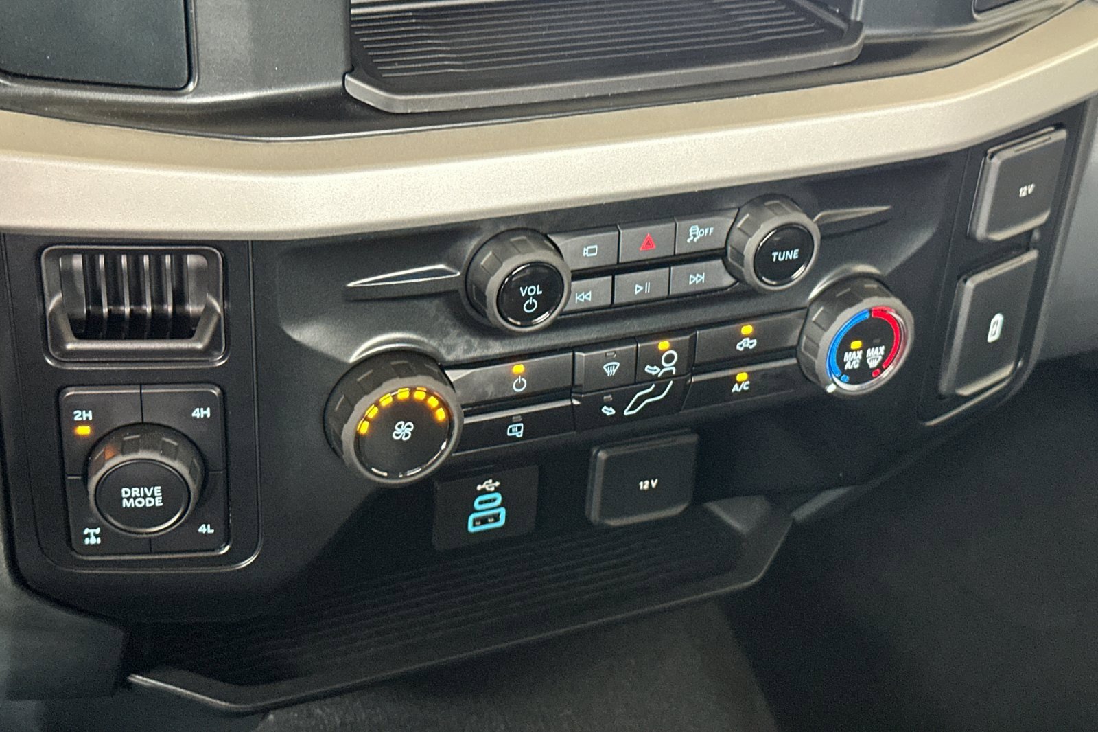 New 2026 Ford F250 XL w/ STX Appearance Package image 19