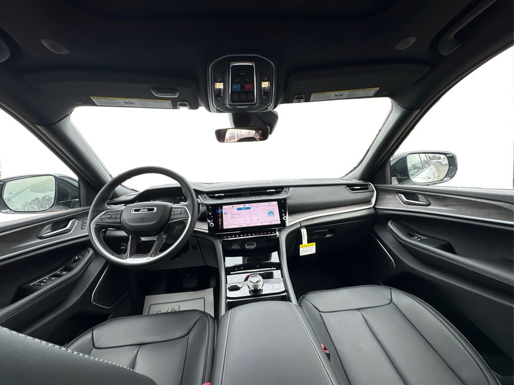 New 2026 Jeep Grand Cherokee Limited image 23