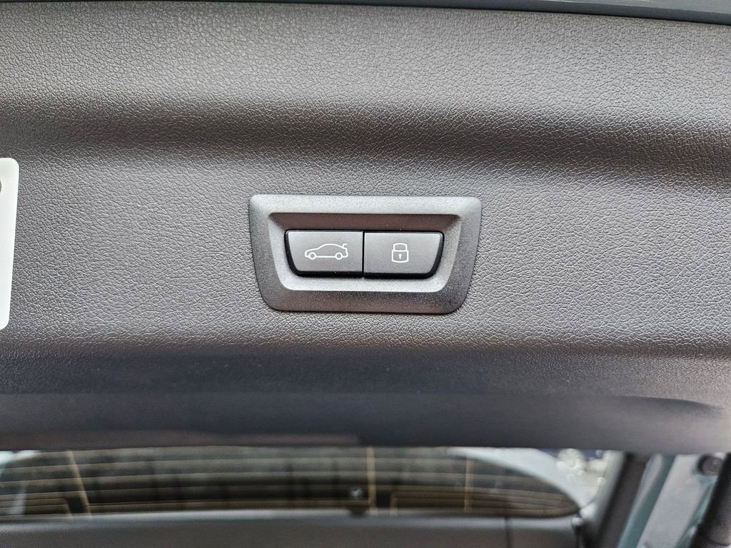 New 2026 BMW X1 xDrive28i w/ Convenience Package image 24