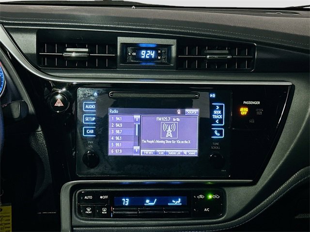 Used 2017 Toyota Corolla SE image 28