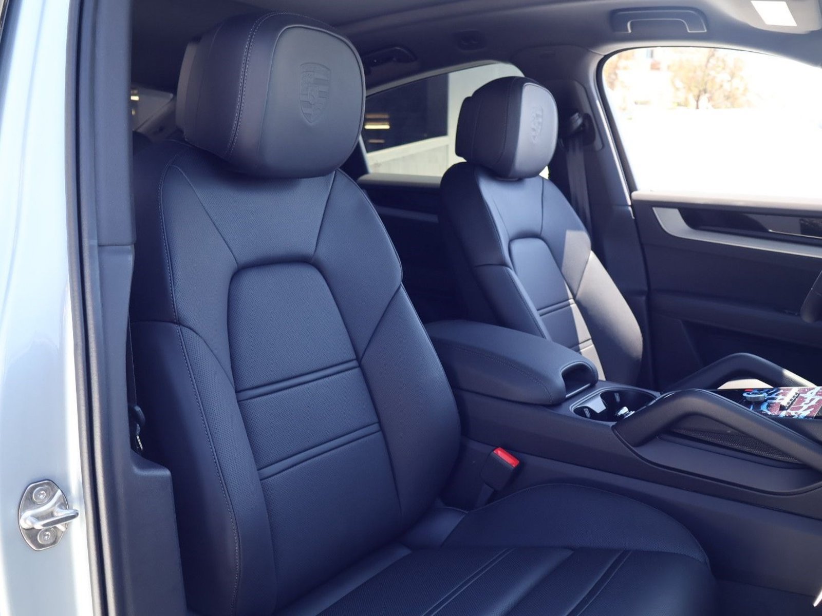 New 2026 Porsche Cayenne Coupe AWD/4WD image 24