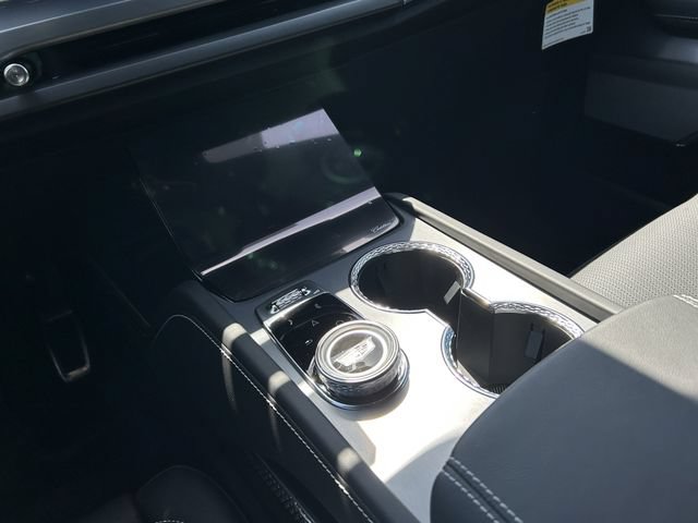 New 2026 Cadillac Vistiq Sport AWD/4WD image 17