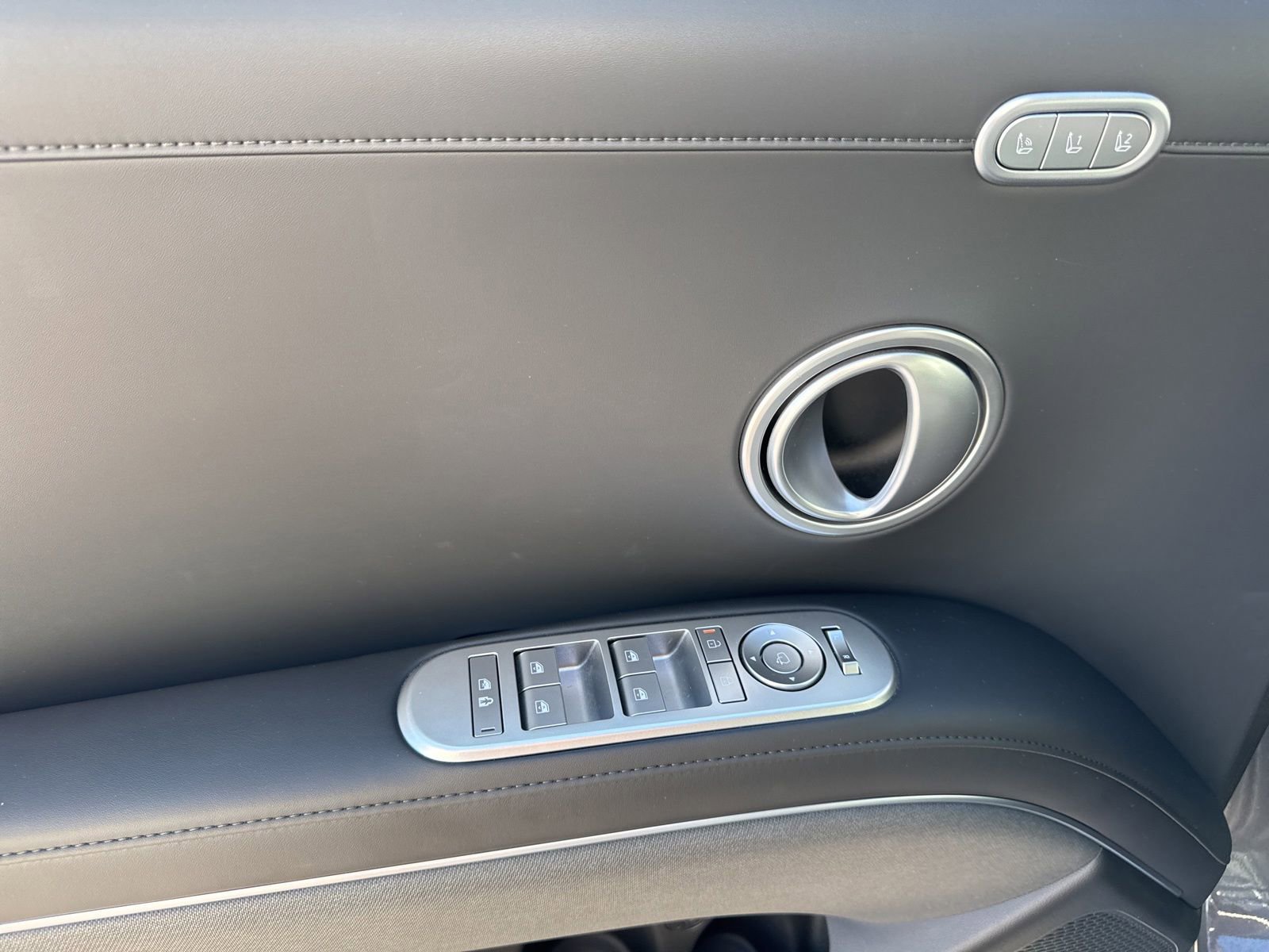 Used 2026 Hyundai Palisade Calligraphy FWD image 23