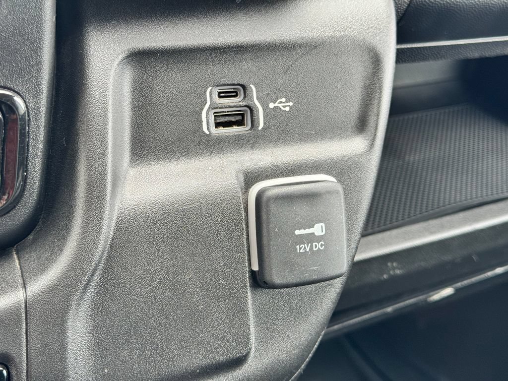 Used 2023 RAM ProMaster 2500 FWD image 23