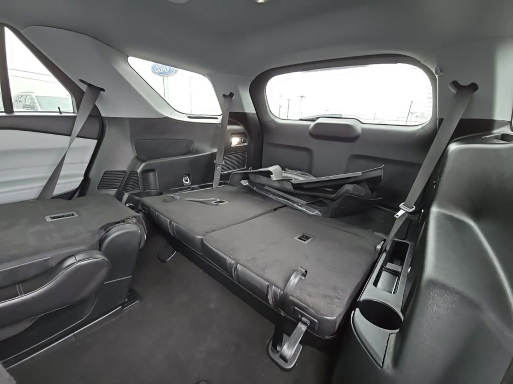 Used 2023 Ford Explorer XLT w/ Equipment Group 202A image 39