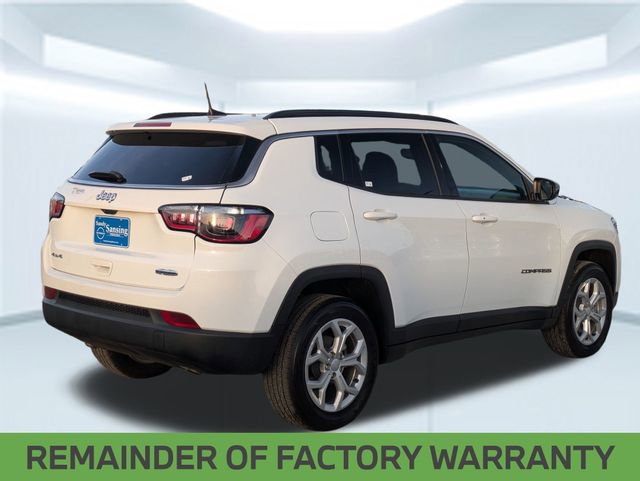 Used 2024 Jeep Compass Latitude image 6