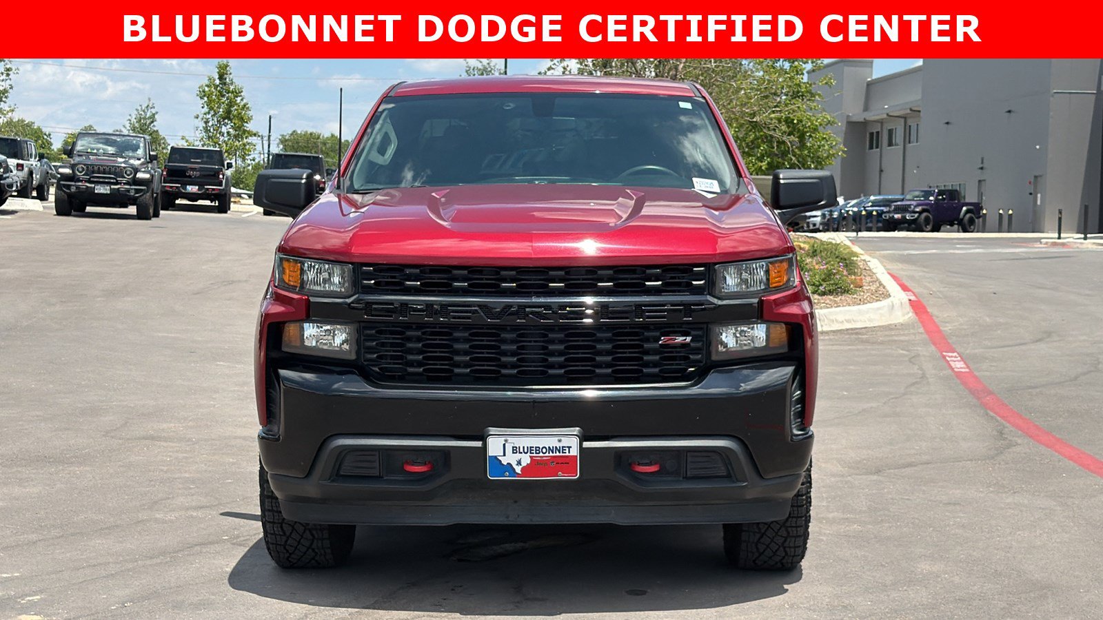 Used 2019 Chevrolet Silverado 1500 Custom Trail Boss w/ Custom Convenience Package AWD/4WD image 2