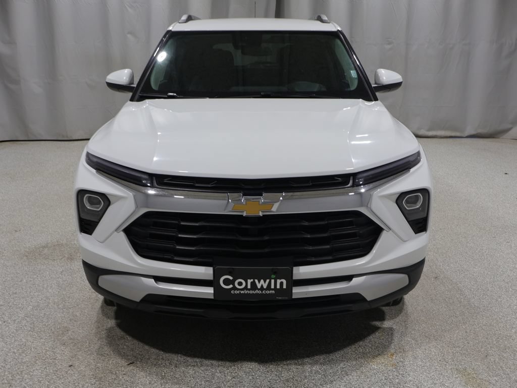 Used 2025 Chevrolet TrailBlazer LT AWD/4WD image 8