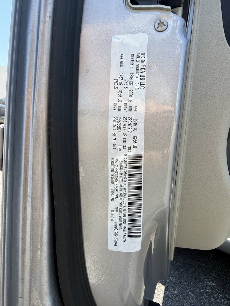 Used 2016 Dodge Grand Caravan SXT FWD image 30