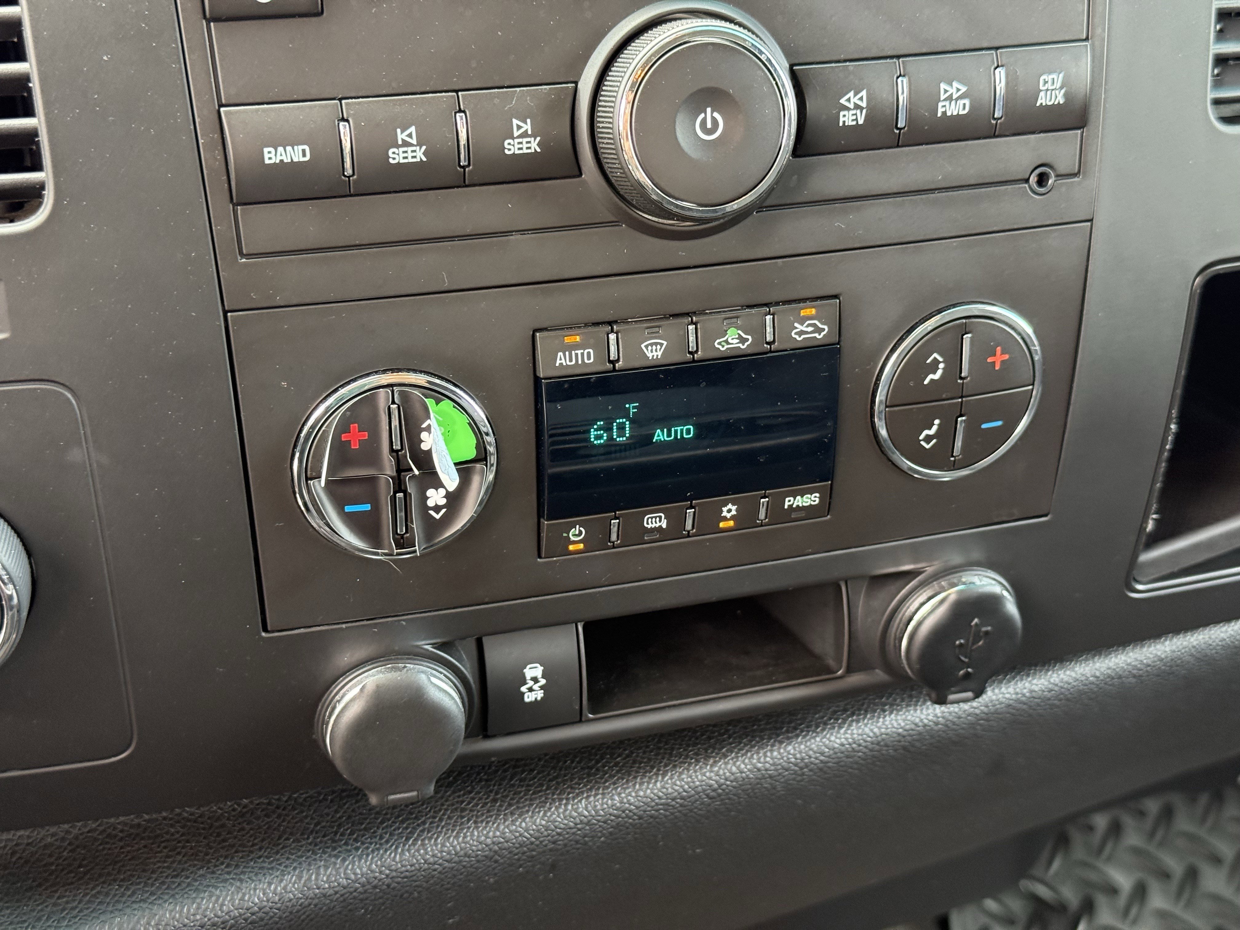 Used 2013 Chevrolet Silverado 1500 LT w/ All-Star Edition AWD/4WD image 21